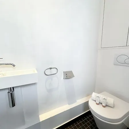 Luxembourg Garden Deluxe Flat Daire