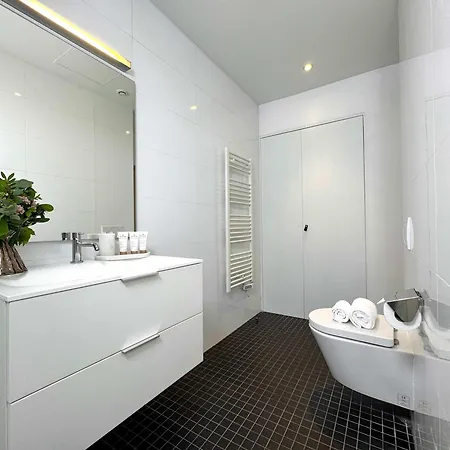Daire Luxembourg Garden Deluxe Flat