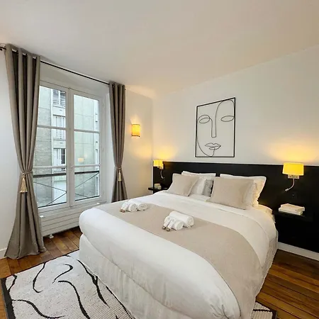 Luxembourg Garden Deluxe Flat Apartment